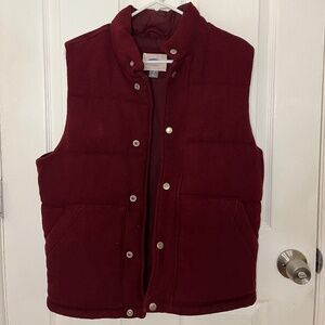 Old Navy Puffer Vest